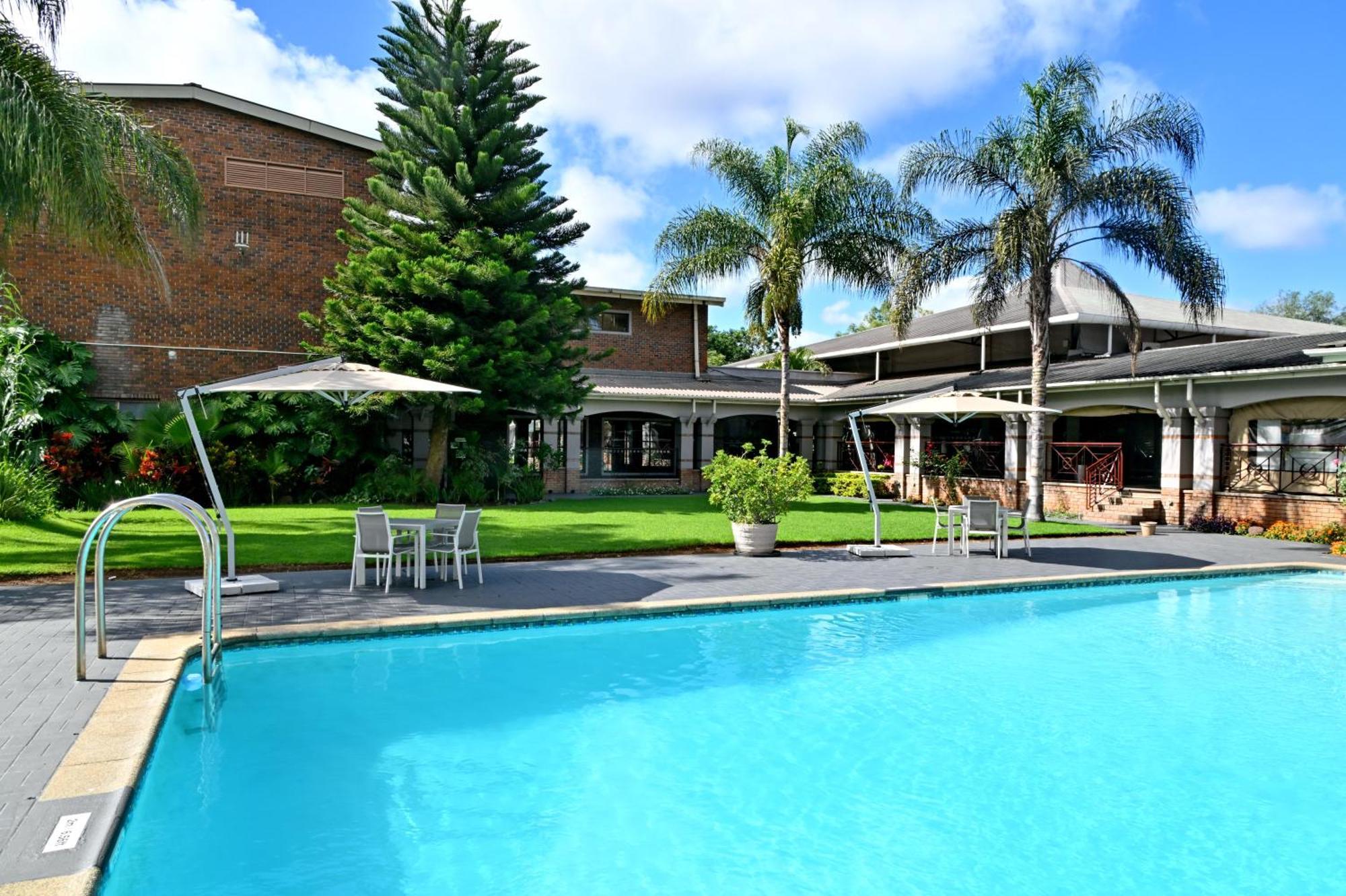 Holiday Inn - Bulawayo By Ihg Exterior photo